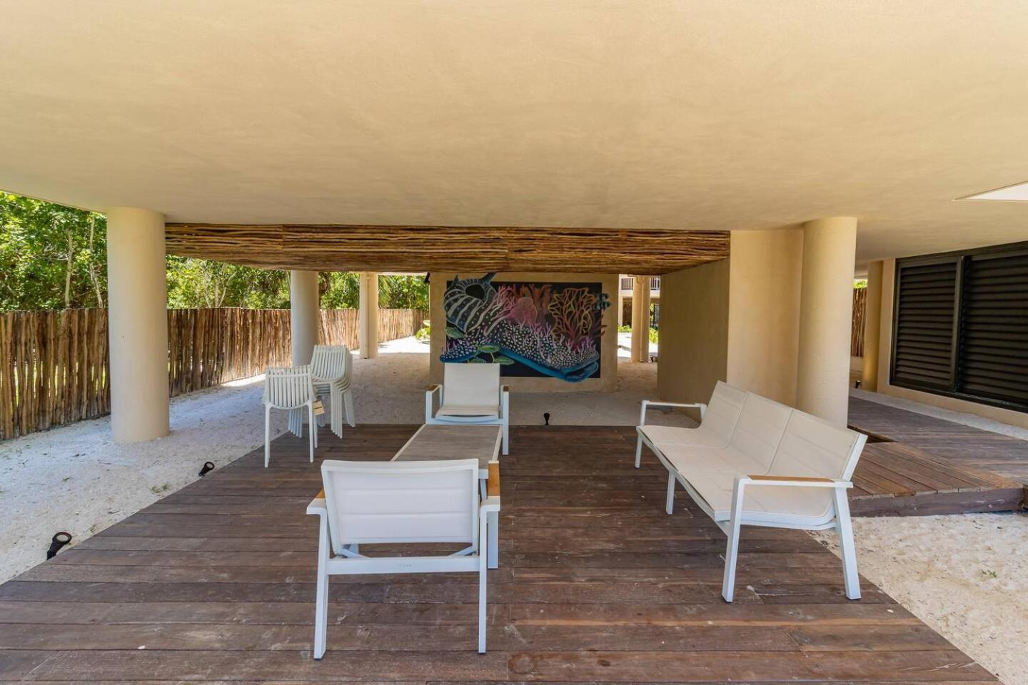 Hotel Pool View Loft Steps From The Ocean In Punta Cocos - C101 Isla Holbox Exteriér fotografie