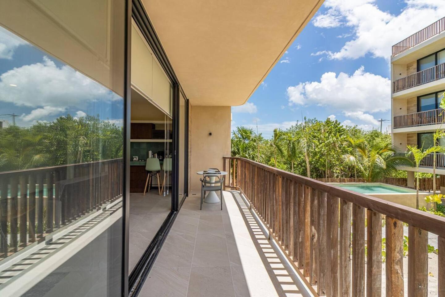 Hotel Pool View Loft Steps From The Ocean In Punta Cocos - C101 Isla Holbox Exteriér fotografie